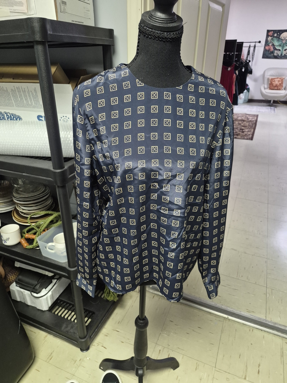 Womens Navy Long-Sleeve Geometric Print Tee